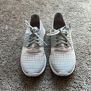 Under Armor Running shoes in great condition